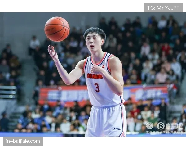 广东胡明轩状态回暖 近三场场均14+4+4助球队稳住前三排名