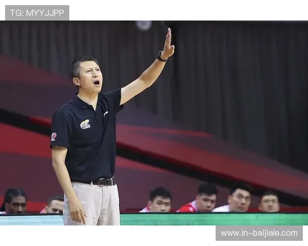 教练应变能力受考验 战术调整直接影响战绩